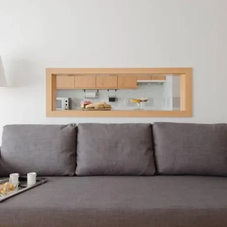 New Office - Free Wifi & Parking - Self Check-in - Daikin Airco Lisbon
