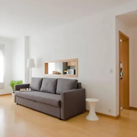 Apartment New Office - Free Wifi & Parking - Self Check-in - Daikin Airco Lisbon
